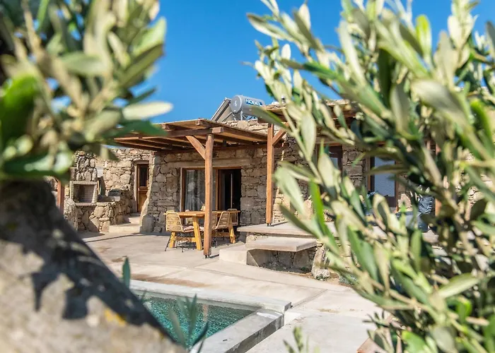 Lunar House Ll Volax